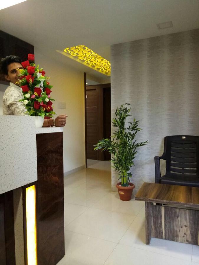 Hotel Sun Shine Ahmedabad Exterior foto
